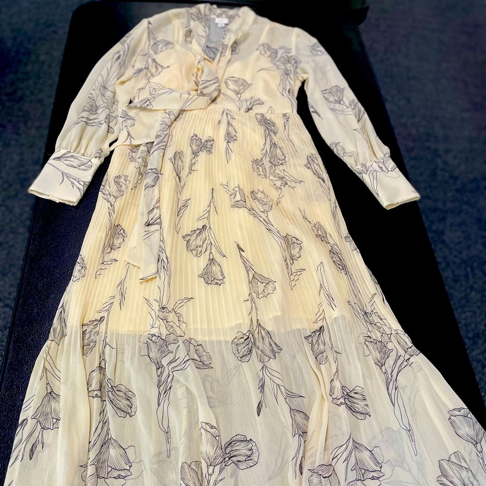 Tie Maxi floral print dress